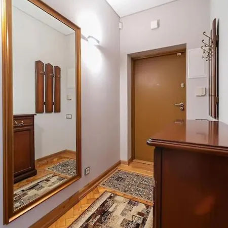 Arena Park Apartment